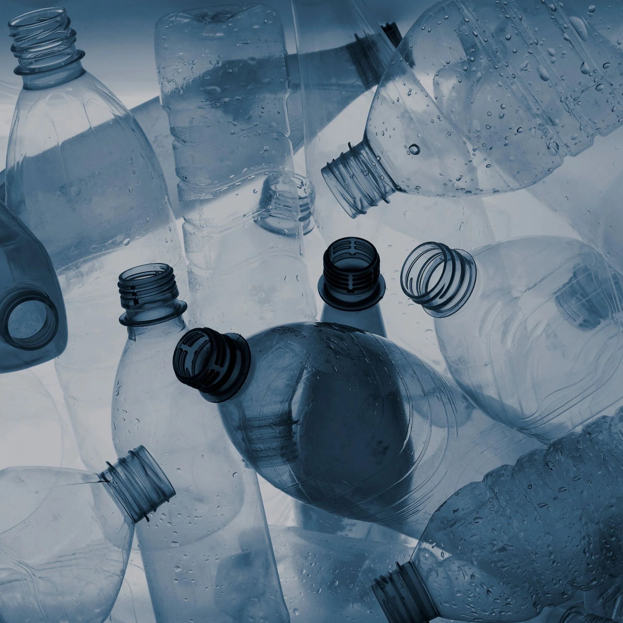 <strong>MINDER GEBRUIK VAN NIEUW PLASTIC</strong>