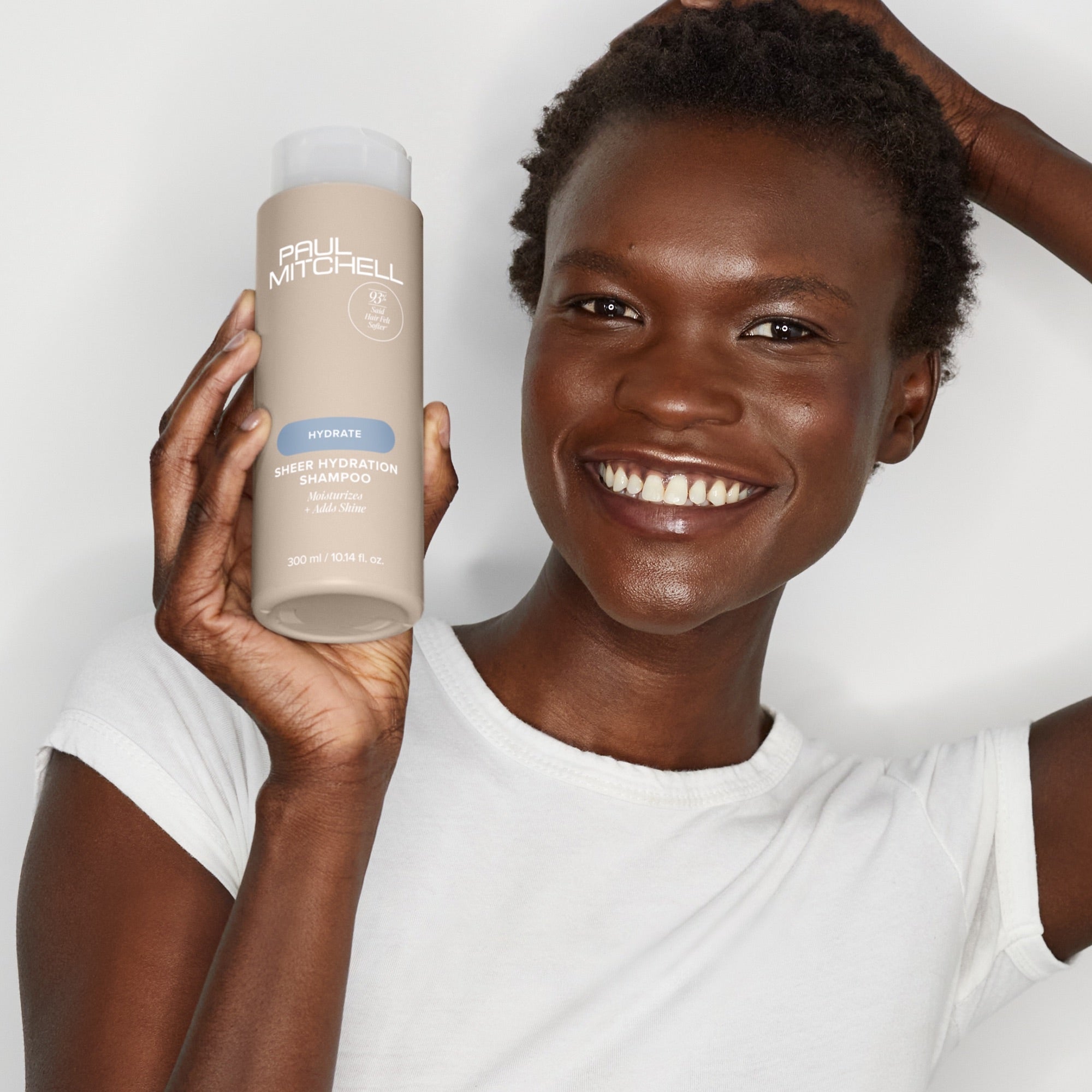 Paul Mitchell Sheer Hydration Shampoo hydrates and revives dry hair while boosting shine.